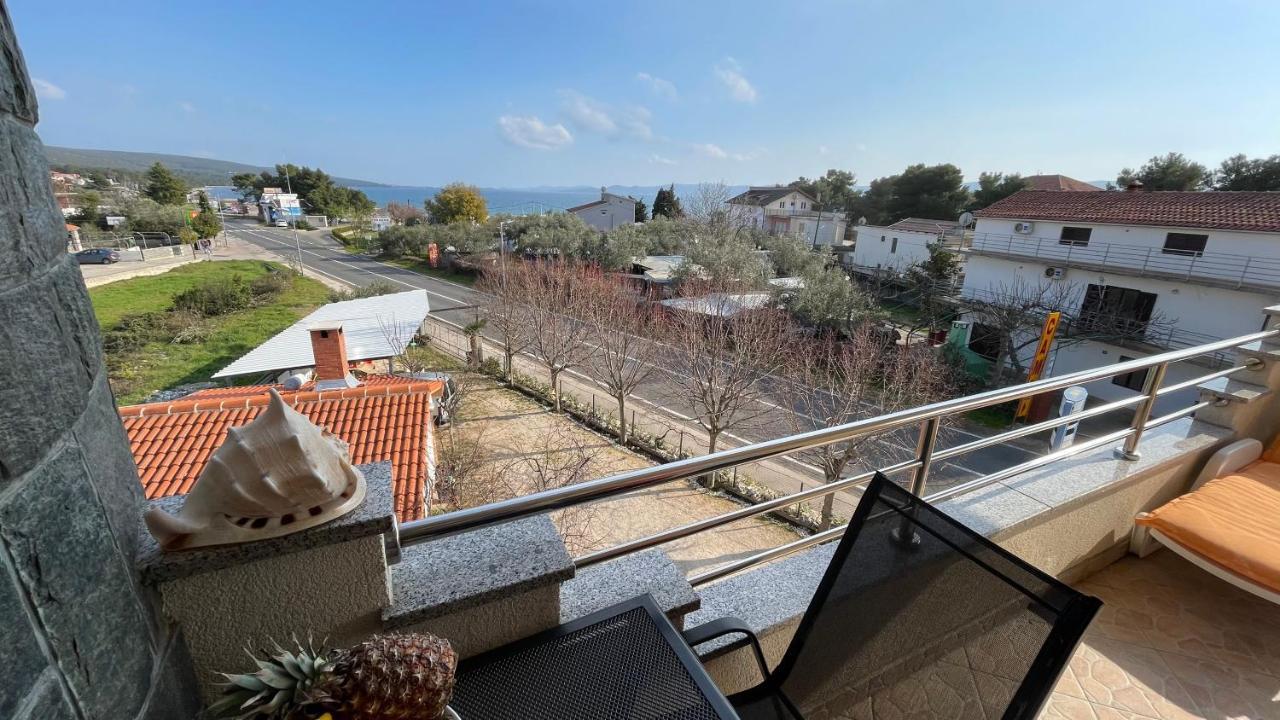 Apartments San Sukošan Eksteriør bilde