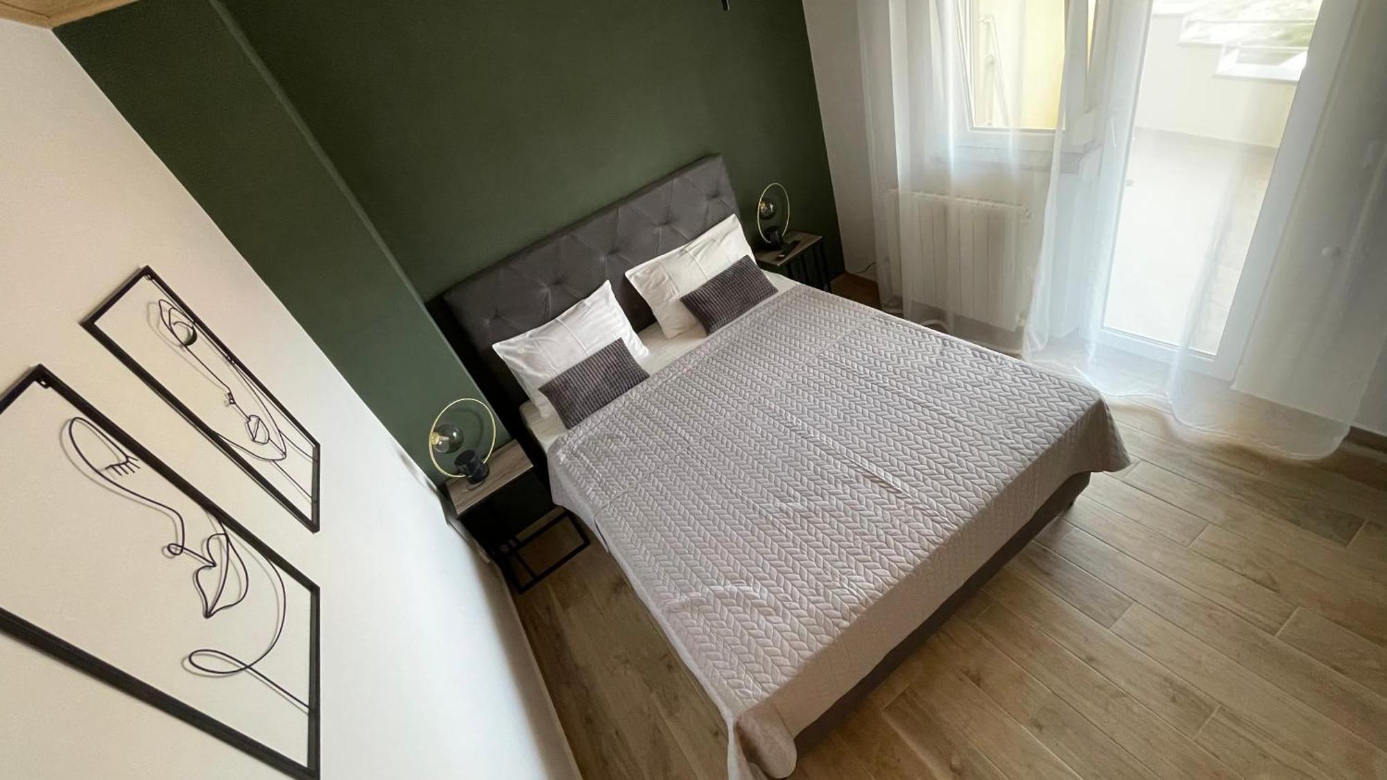 Apartments San Sukošan Eksteriør bilde